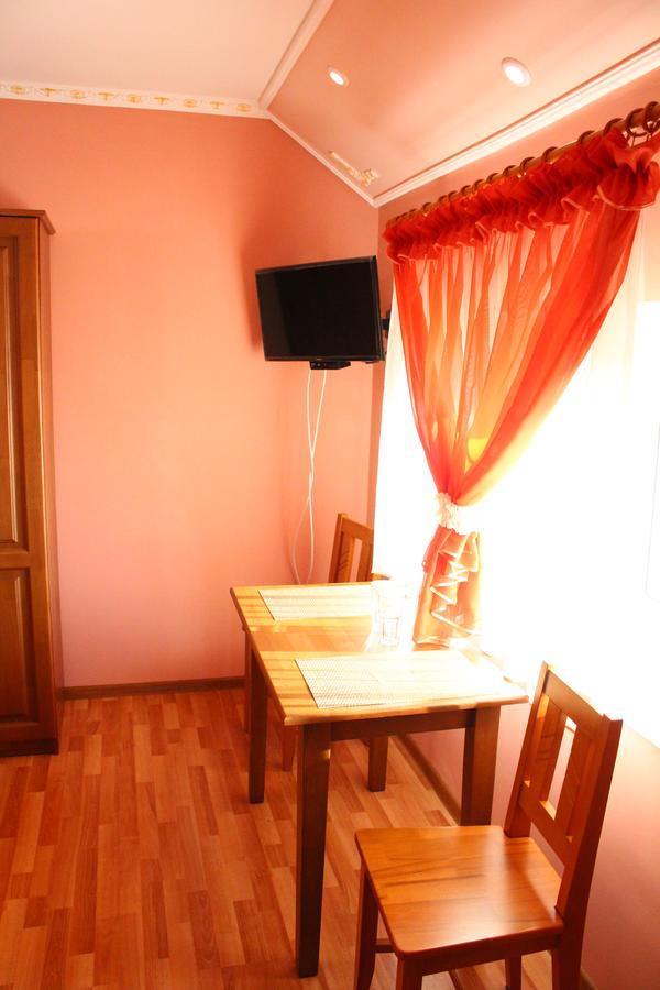 Cafe-Motel Goryanka Oujhorod Extérieur photo